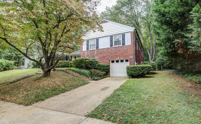 Photo - 4902 Elsmere Ave