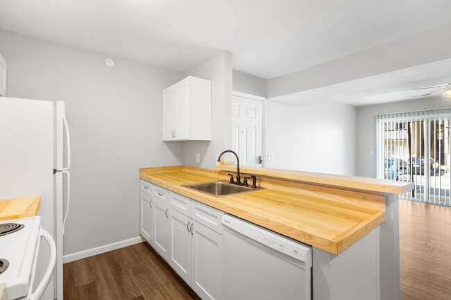 Ozark South Apartments