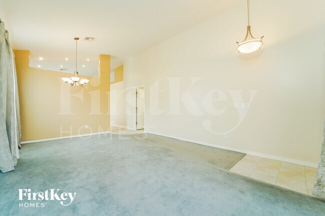 Photo - 5240 N Spring Pointe Pl