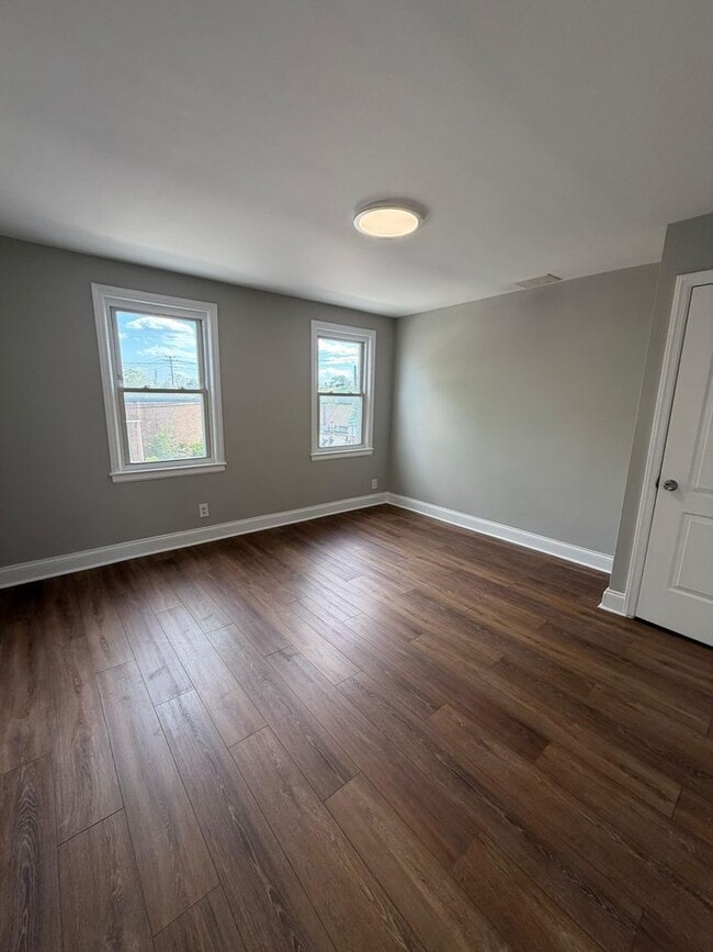 Photo - 108 Chestnut St