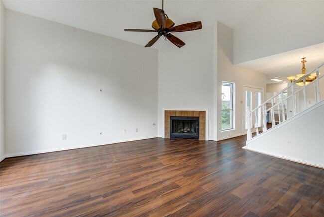 Building Photo - 308 N Ranch House Rd