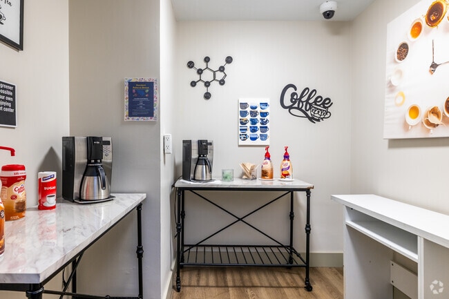 Resident Cafe