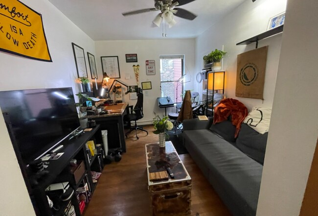 Photo - 46 Park Vale Ave