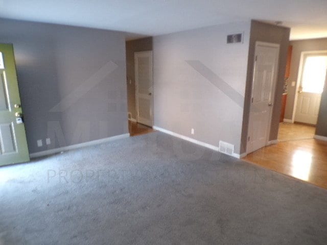 Photo - 233 Essex St