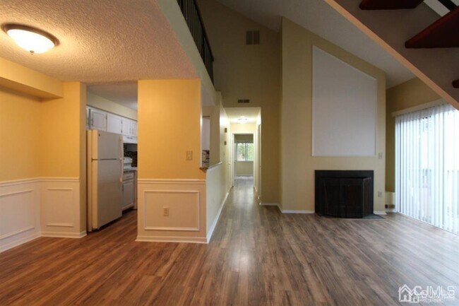 Photo - 1618 Aspen Dr