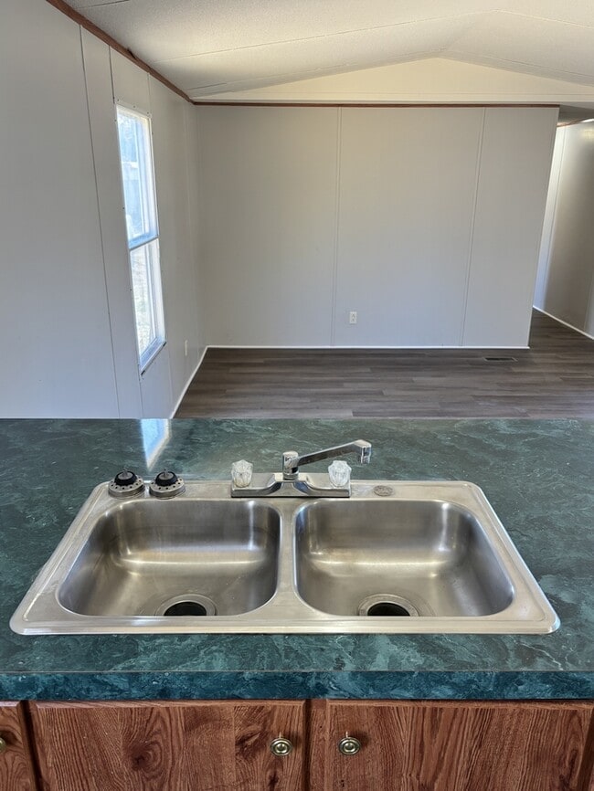 Photo - 128 Cassidy Ln