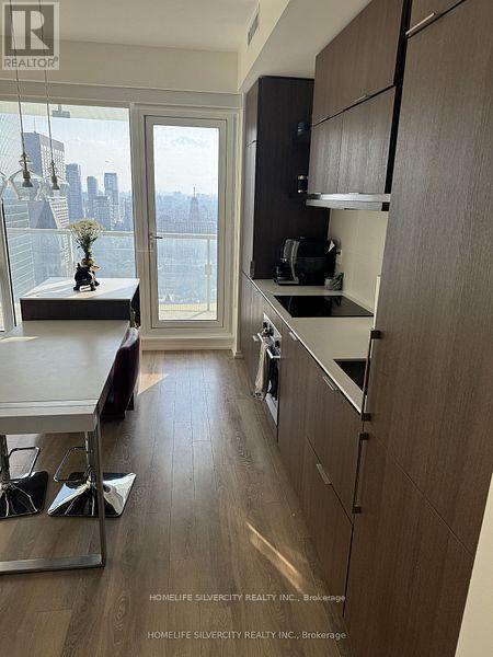 Photo - 197 Yonge St Unit 2710