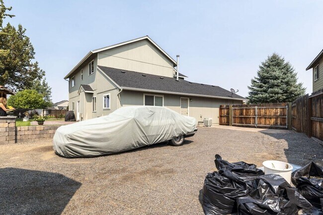 Photo - Gorgeous home at end of cul-de-sac with RV parking and views