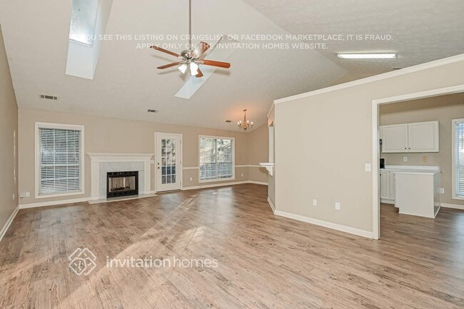 Photo - 805 Avalon Forest Dr NW