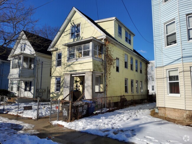 Building Photo - 718 Winchester Ave Unit 2 Rental