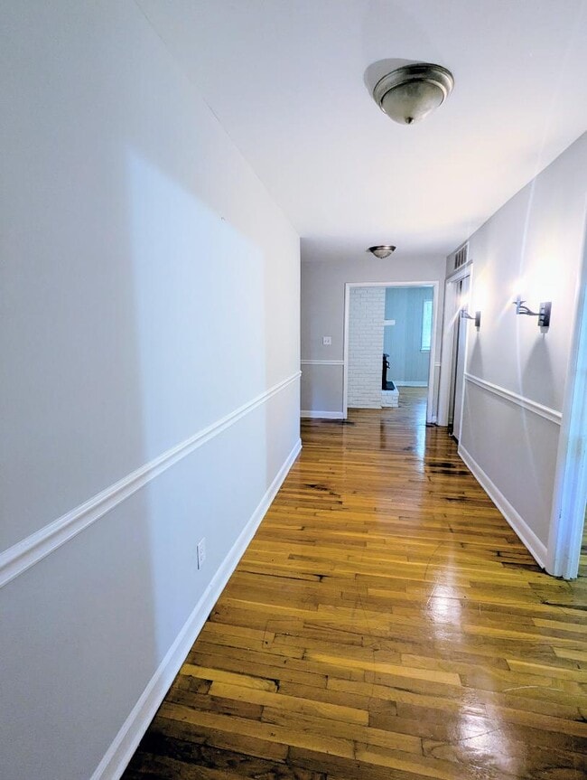 Photo - 3930 Yarbrough Ave