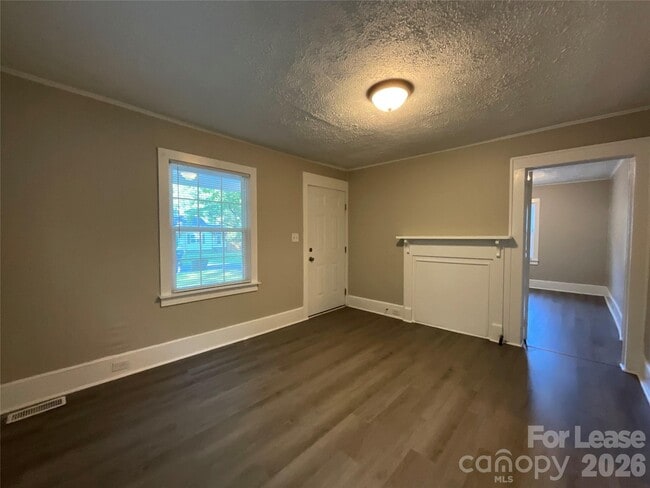 Photo - 1034 Ridge Ave