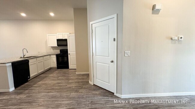 Photo - 2122 N Avenue J Unidad A