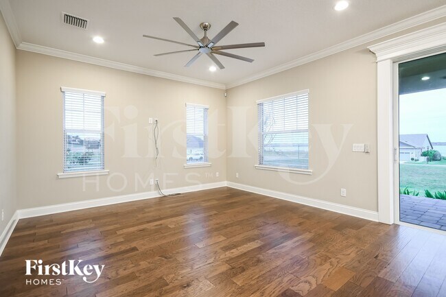 Photo - 252 Pine Lilly Ct
