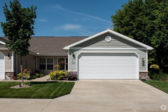 Building Photo - Redwood Vermilion Rental