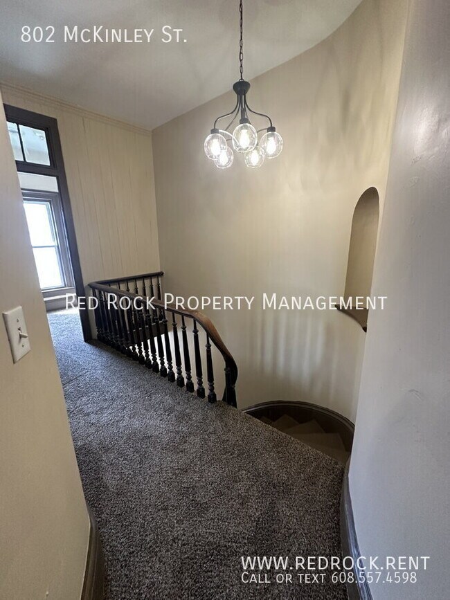 Photo - 802 McKinley St