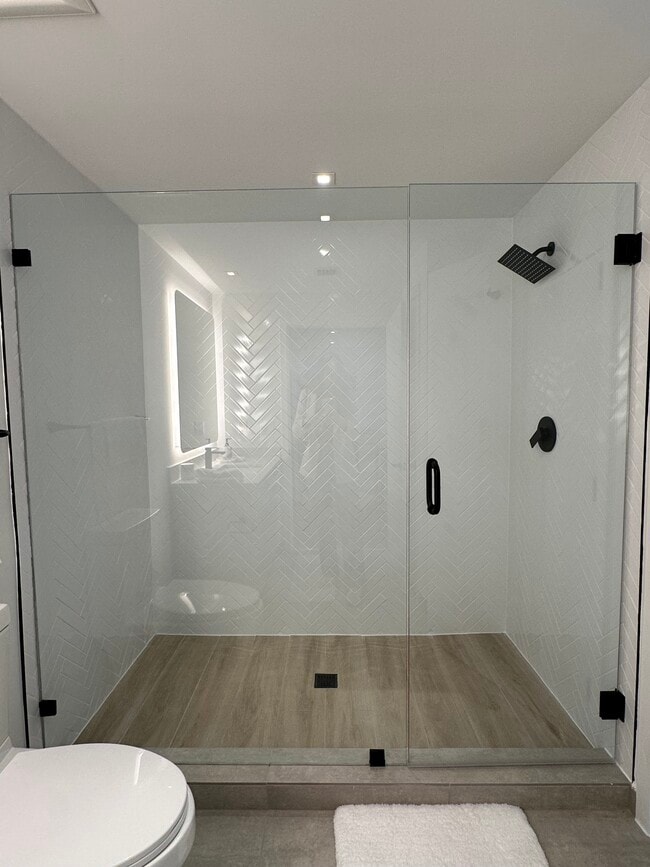 Photo - 190 NE 26th St Unidad A4