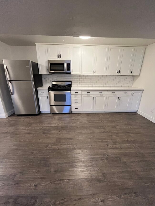 Photo - 415 Valley View Dr