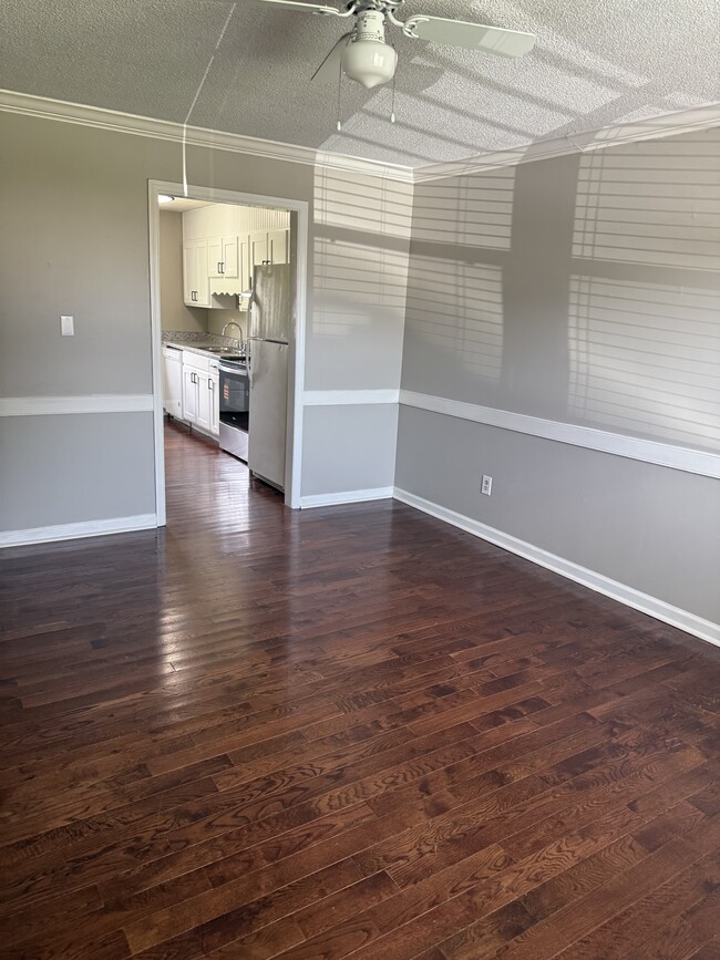 Photo - 2530 Vance Dr NW Unit B