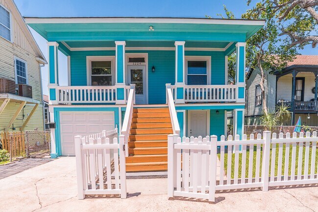 Photo - 1224 Avenue K