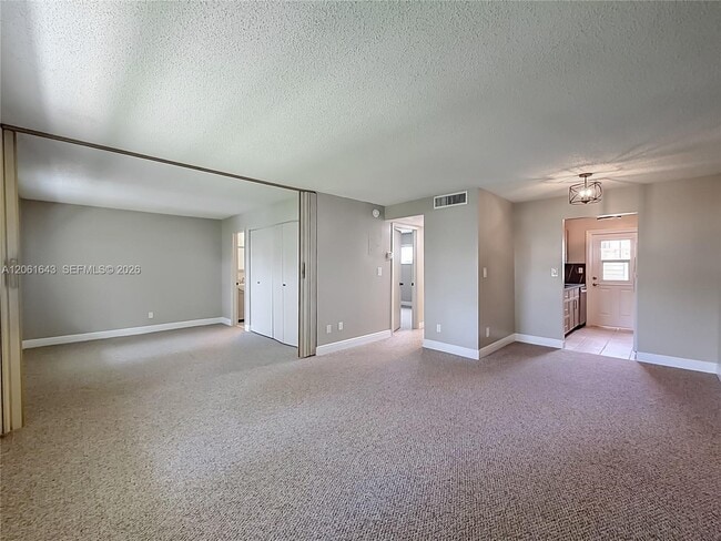 Photo - 6211 SW 37th St Unit 108