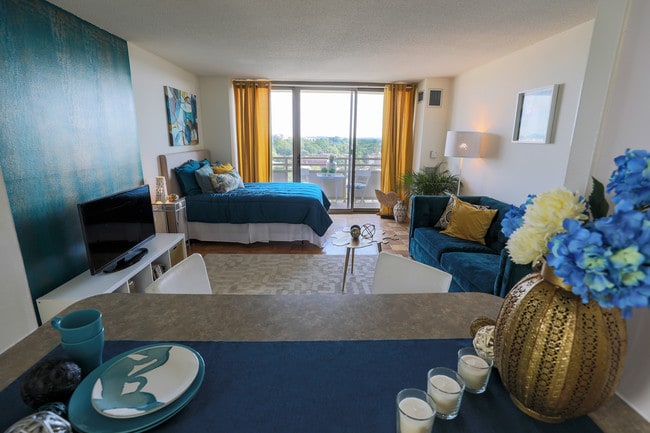 Photo - The Seasons Apartments