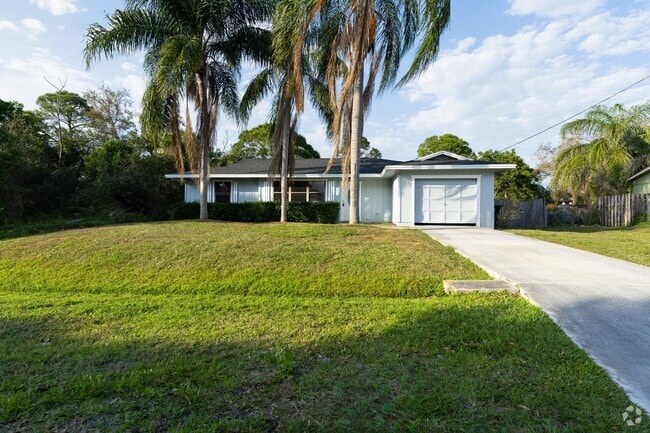 Building Photo - 1181 SW Sarto Ln Rental