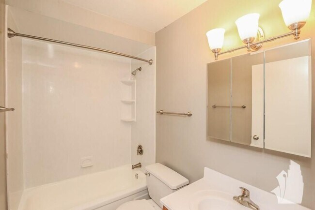 Photo - 4334 N Hazel St