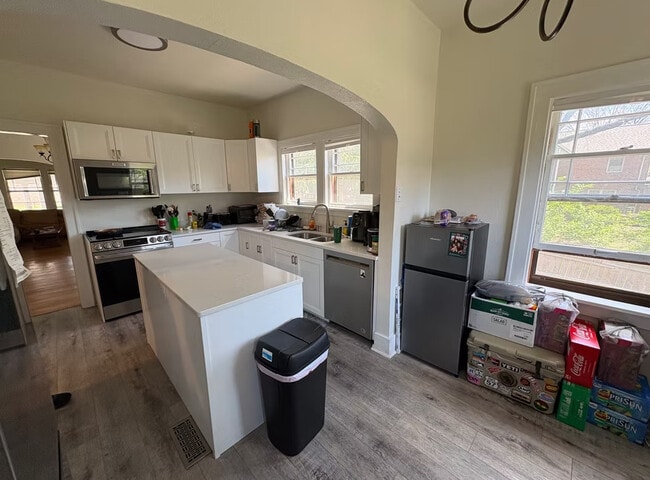 Photo - 607 W Green St