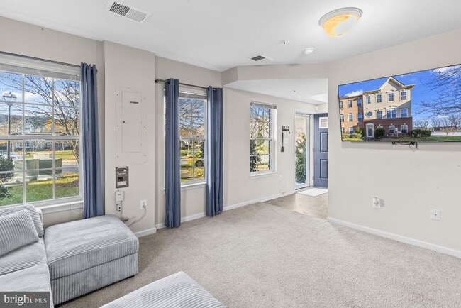 Photo - 3321 Tianna Way