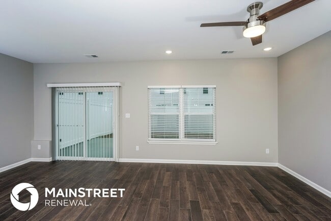 Photo - 2062 N Sarah Dr