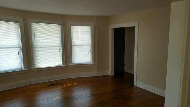 Photo - 206 Hall Ave Unit 1