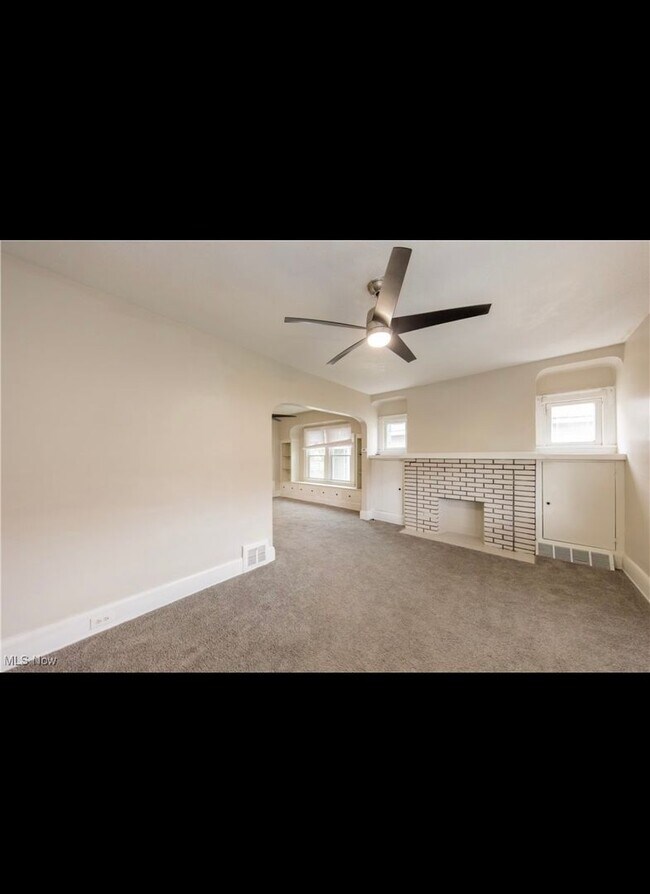 Photo - Charming 4-Bedroom Property in Prime Location