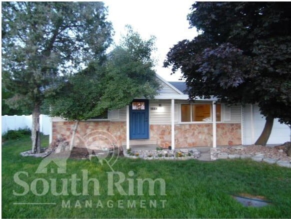 Photo - 1067 S 1600 W St House