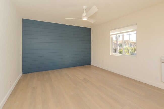 Photo - Stylishly Remodeled 1-Bed/1-Bath Gem in Crown Point / Pacific Beach. Only $1500 DEPOSIT! Unit 1942