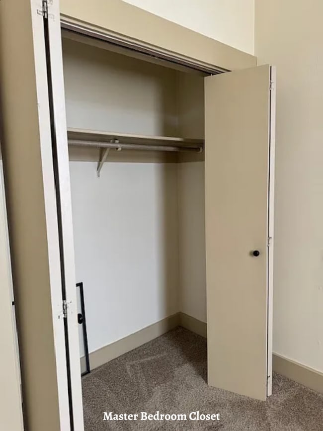 Photo - 6th Street Apartments Unit B