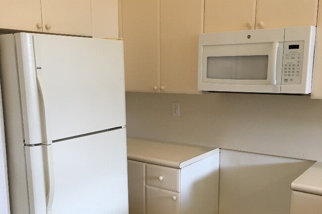 Photo - 1568 SE 26th St Unit 200