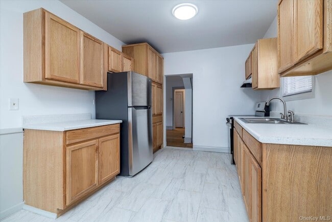 Photo - 21 Twin Lawns Ave