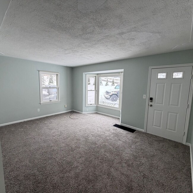 Photo - Updated 3 bedroom home on the West side of Grand Rapids