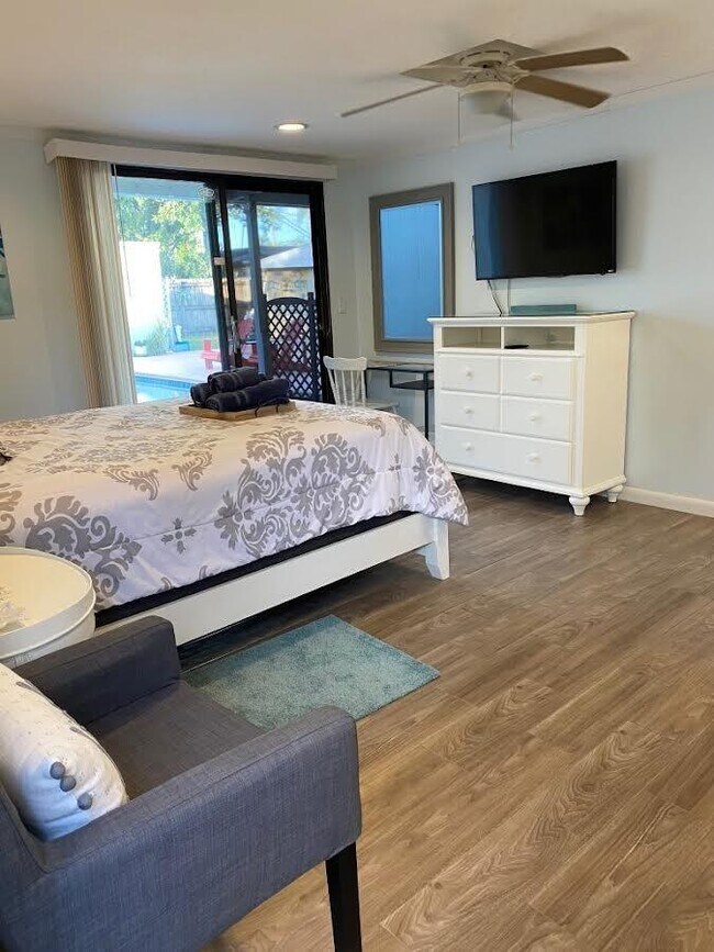 Photo - 1913 Thomas St