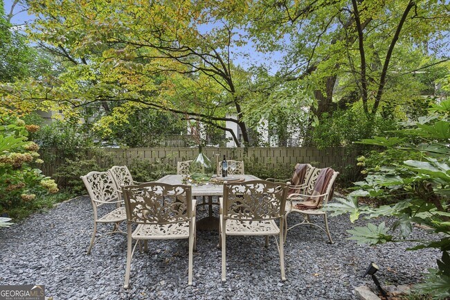 Photo - 420 7th St NE