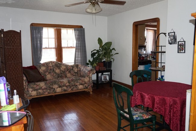 Comedor de la parte inferior - Warsaw