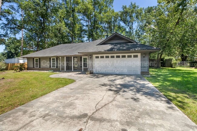 Photo - 200 Hermitage Dr