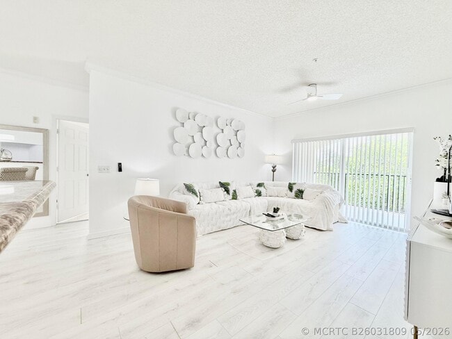 Building Photo - 4404 Tuscany Way Unit 4404