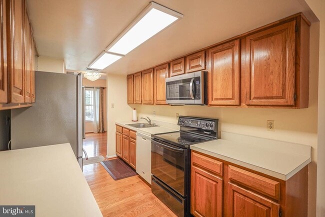 Photo - 3737 Capulet Terrace