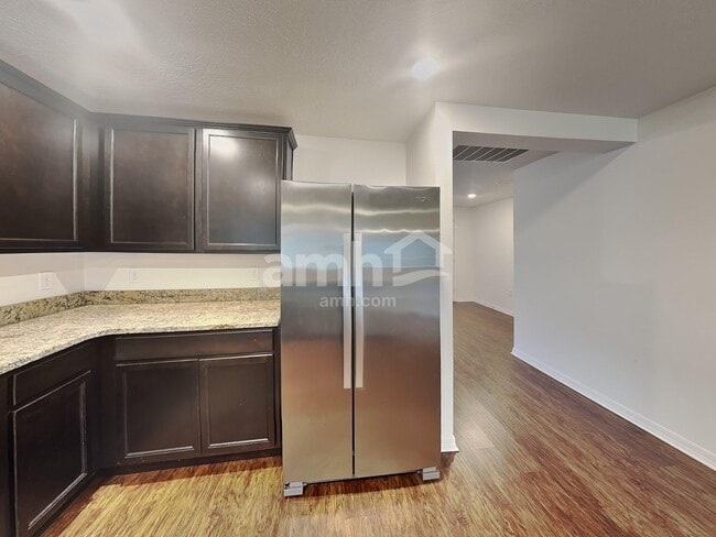 Photo - 833 Chatham Walk Dr