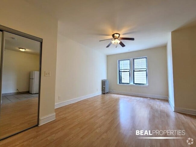 Building Photo - 0 bedroom in CHICAGO IL 60625 Unit 105 Rental