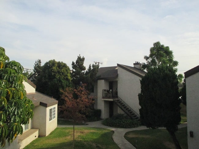 Pinery Apartments - Pinery Apartments