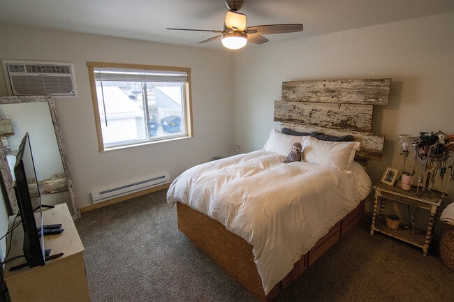 Photo - 9522 E 16 Frontage Rd