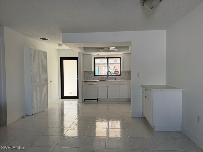 Photo - 3318 Del Prado Blvd S